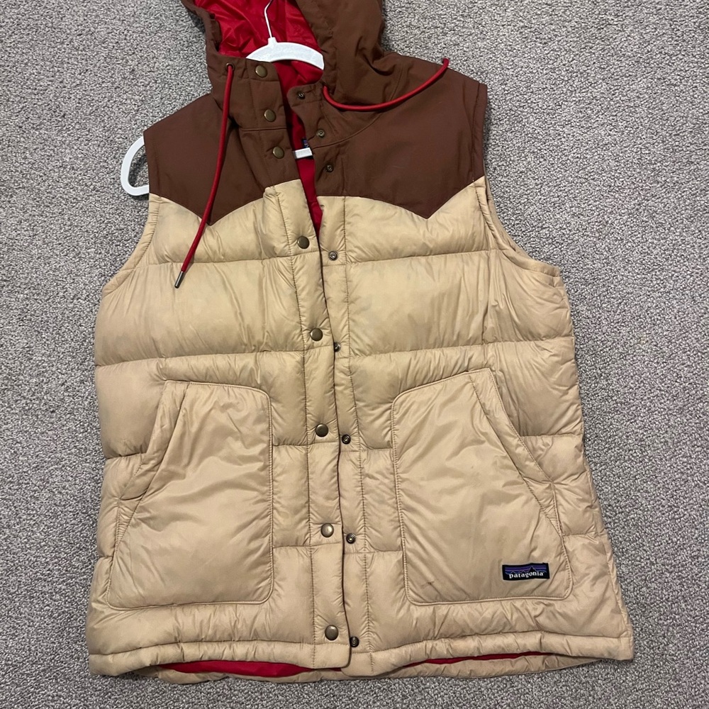 Patagonia Beige, Brown & Red Hooded Down Vest